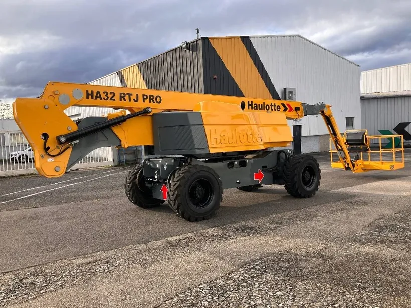 Brazo articulado diésel 4x4 HA 32 RTJ PRO
